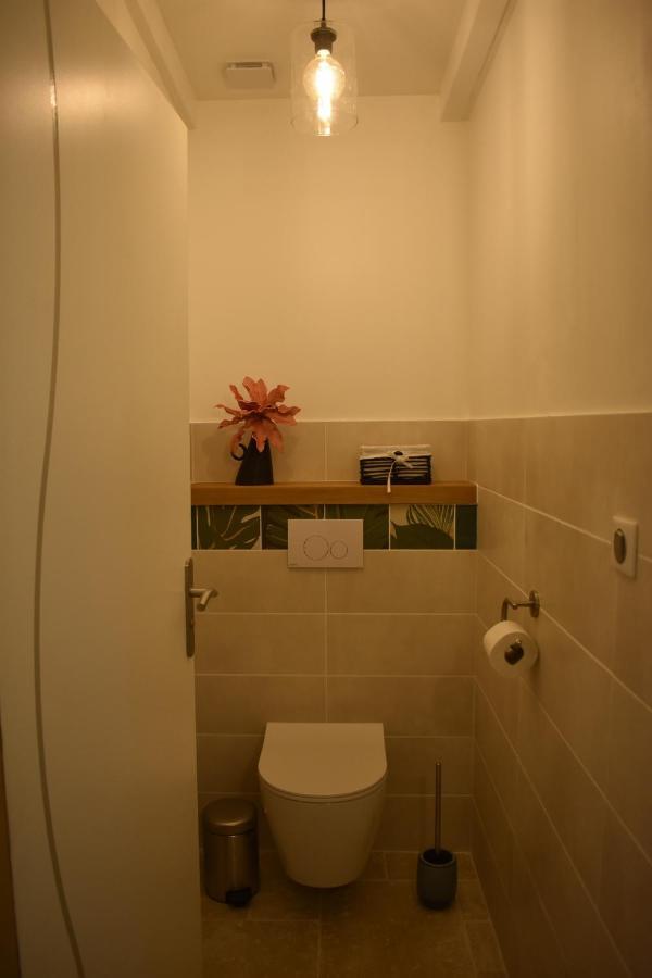 Chambre Au Calme Avec Spa Privatif Gratuit Sud Aveyron Les Palmiers Des Causses Saint-Rome-de-Tarn Kültér fotó