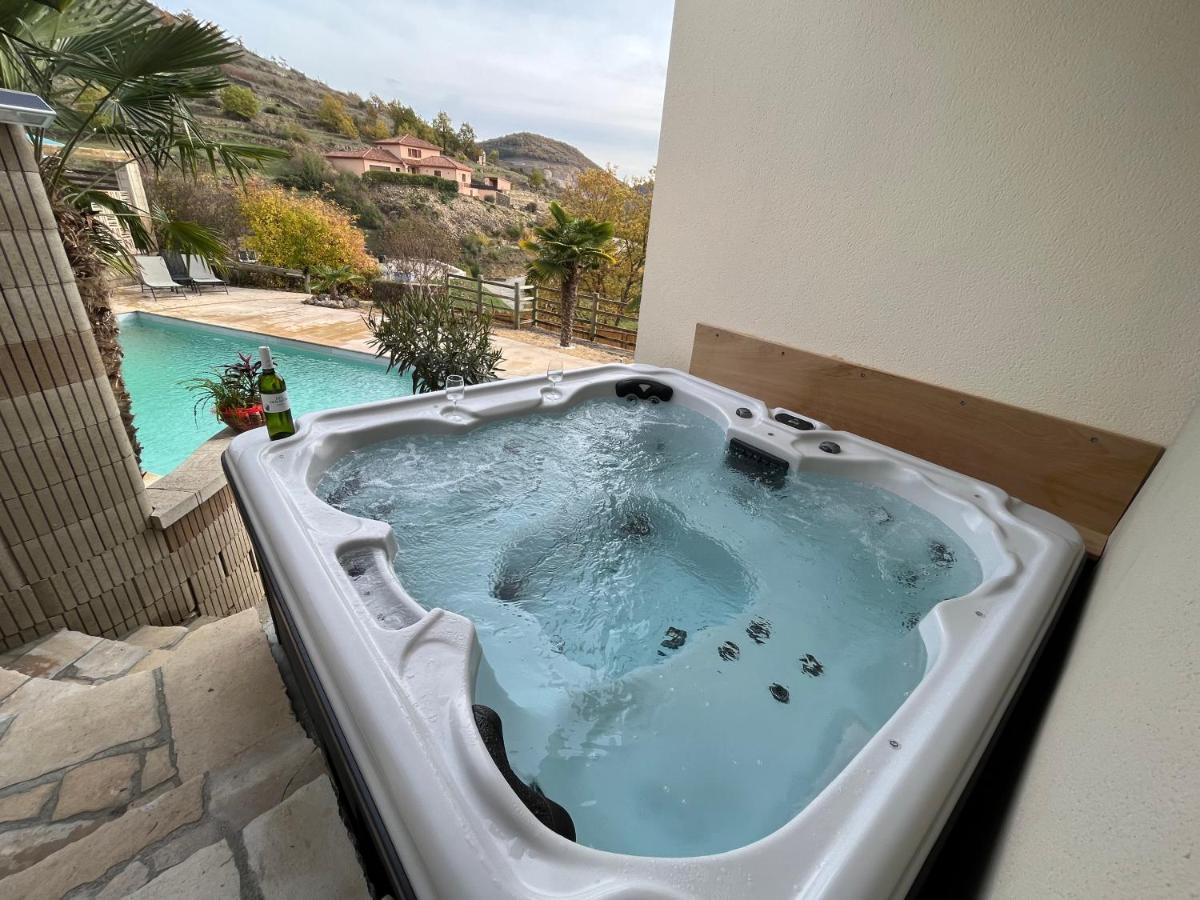 Chambre Au Calme Avec Spa Privatif Gratuit Sud Aveyron Les Palmiers Des Causses Saint-Rome-de-Tarn Kültér fotó